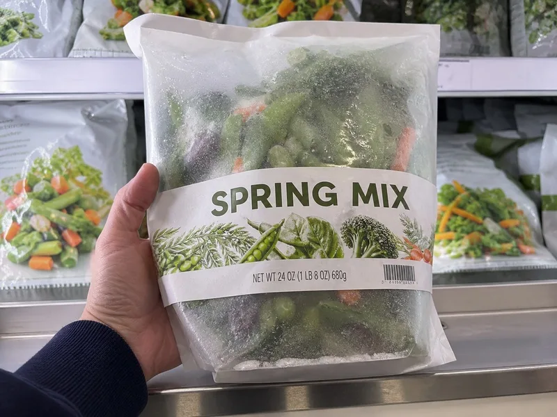 frozen vegetable pouch label build
