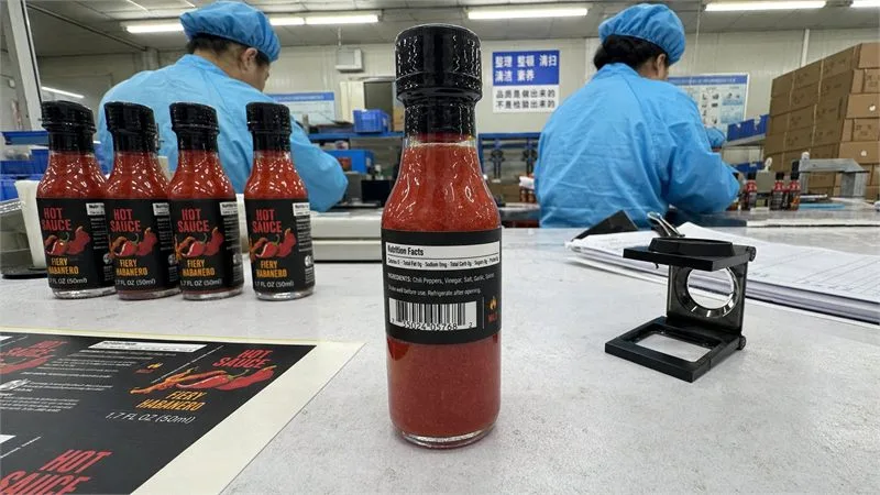 Linear nutrition facts panel mini bottle
