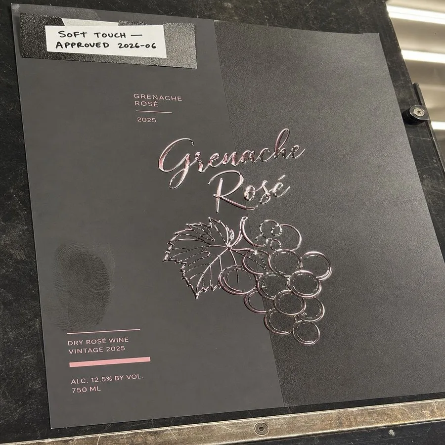 Wine label spot uv matte finish