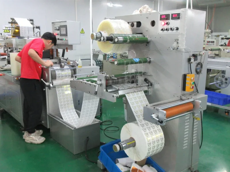 Custom Label Printing Manufacturer Inspection